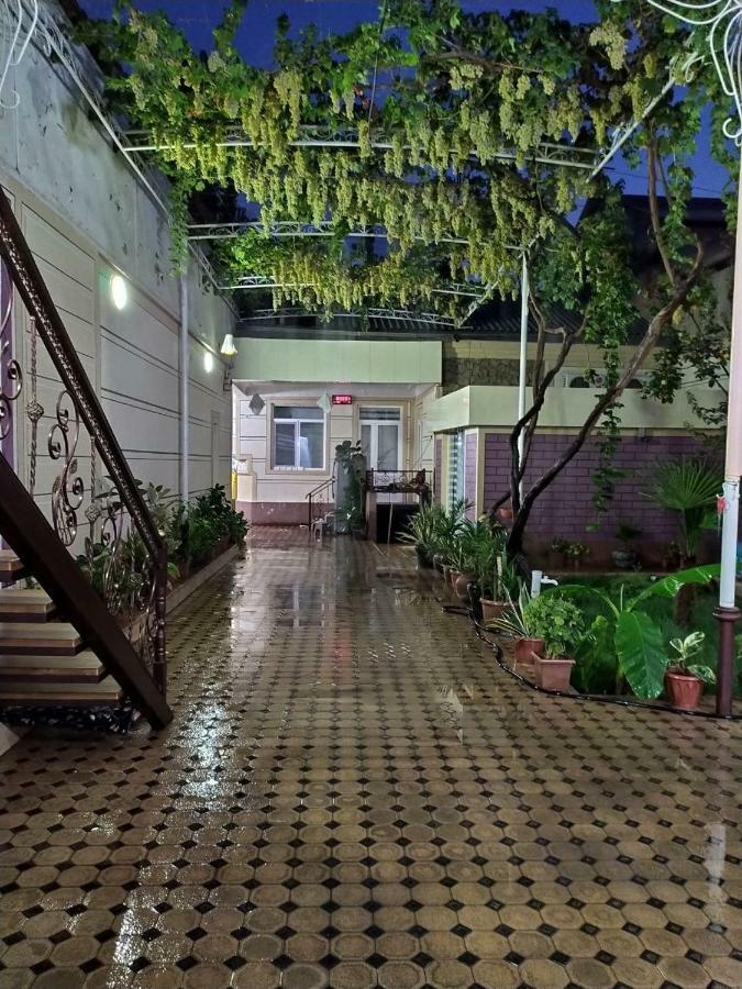 Uvaysiy Family Guest House Marghilon エクステリア 写真